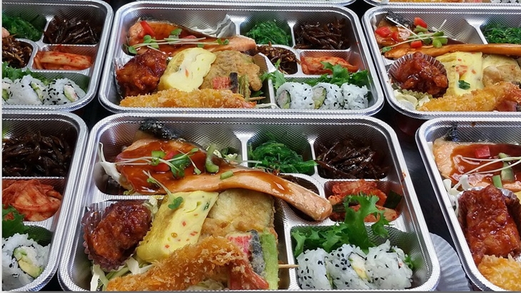 Bawa bekal sangat bermanfaat buat kesehatan dan keuangan keluarga. (Foto: Pixabay/hansoldosirak)