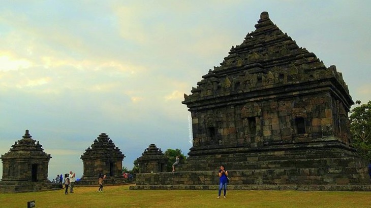 Kompleks Candi di Yogyakarta tampak sepi