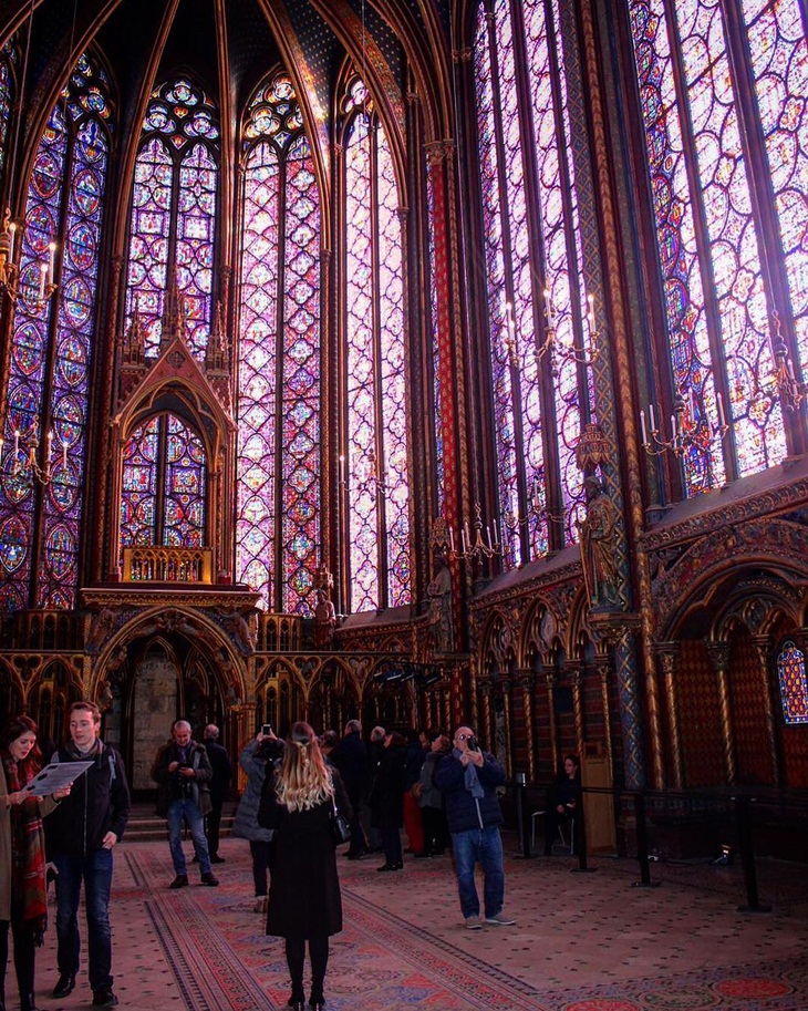 Kaca patri Saint-Chapelle. (Foto: instagram.com/fanea.romina.maria)