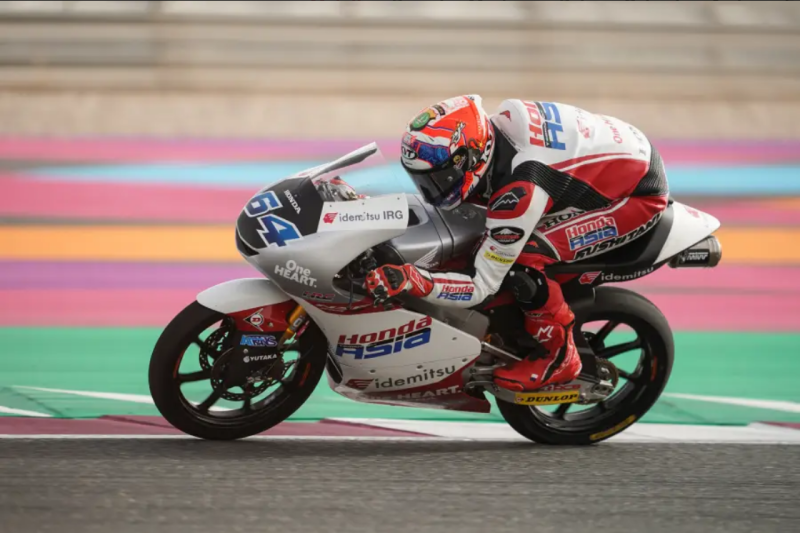 Intip, Pesan Khusus Jokowi untuk Pembalap Indonesia Moto3 Mario Aji