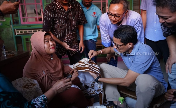 Sandiaga Uno Jawab Keluhan Perajin Batik Pekalongan