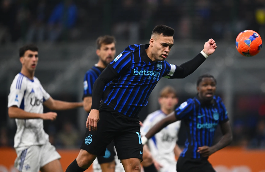 Inter Milan Cukur Como 4 Gol Tanpa Balas, Lengserkan Sang RIval Sekota dari Puncak Klasemen