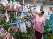 Warga Yogyakarta Buat Gerakan Cantelan Sayuran untuk Terdampak COVID-19