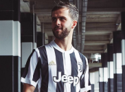 Juventus Rilis Jersey Kandang Musim 2017/18