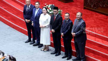 Rapat Paripurna DPR Setujui Ricky Perdana Sebagai Deputi Gubernur BI periode 2025-2030