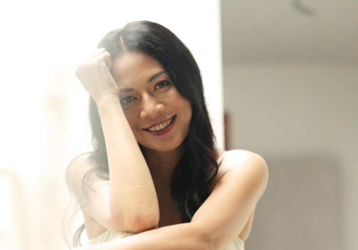 Setelah 14 Tahun, Dee Lestari Nyanyikan Ulang 'Perahu Kertas' dengan Aransemen Baru