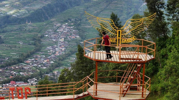 Menikmati Keindahan Alam Boyolali di Bukit Gancik