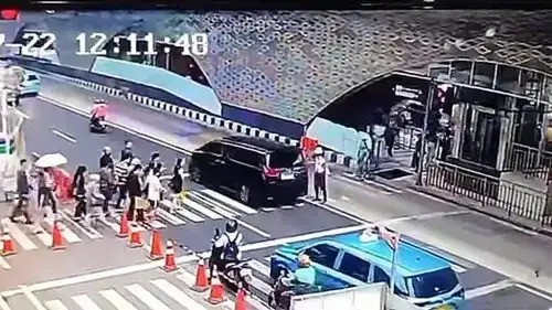 Satpam HI yang Sempat Cekcok dengan Mobil Alphard sudah kembali Bekerja