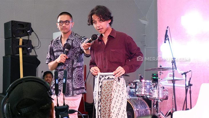 Belajar Berkain di Wondherland