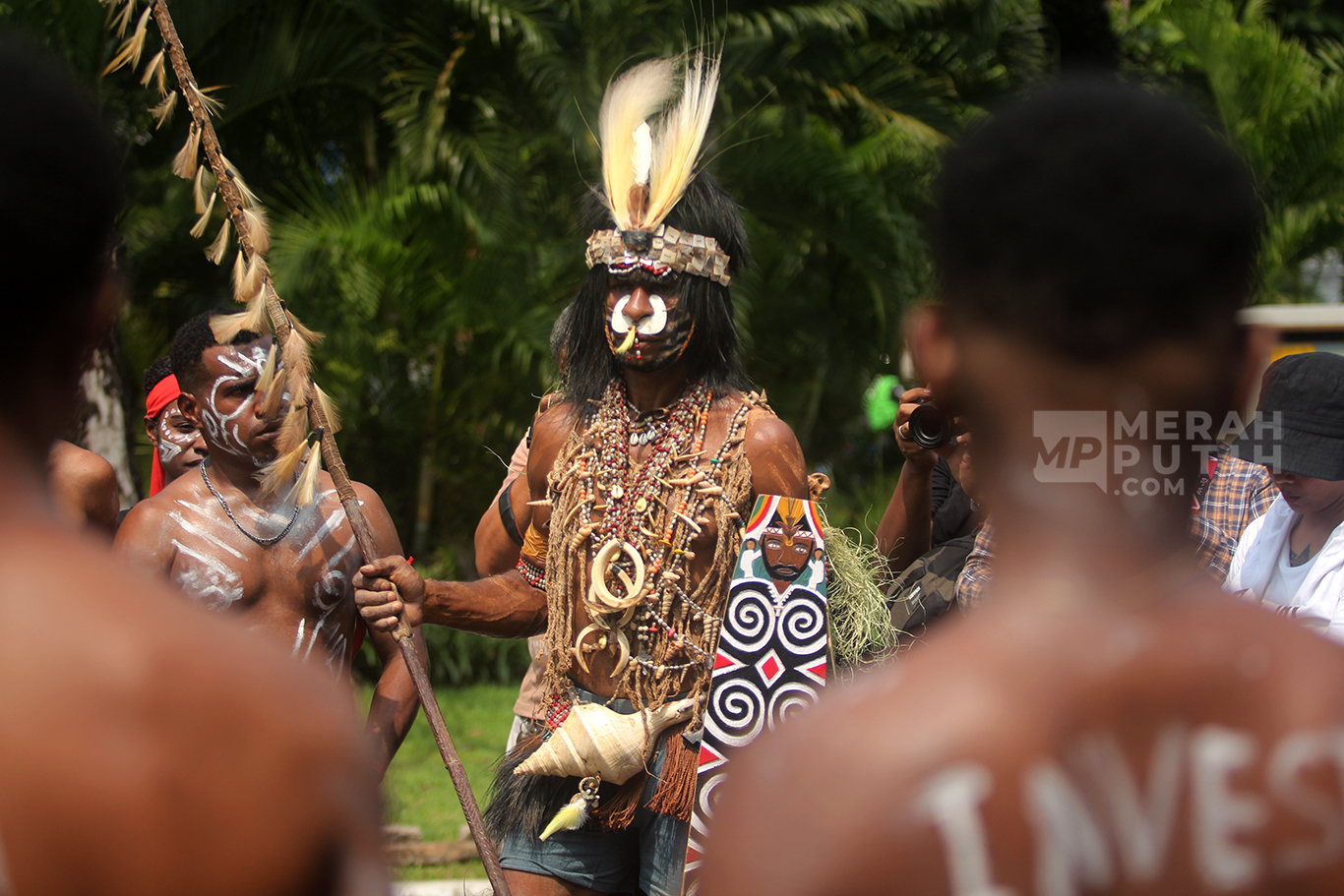 3 Lagu Populer dari Tanah Papua Bikin Berdendang, Simak Lirik dan Artinya