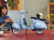 Gaya Anggun ala Italia di LEGO Vespa 125