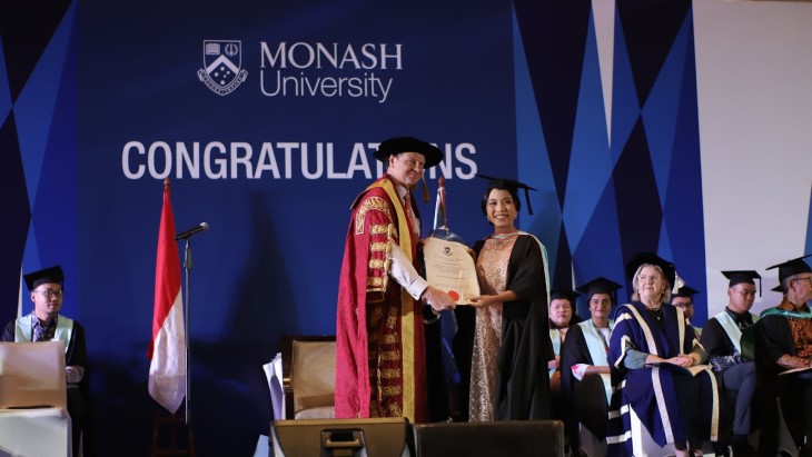 Kampus Australia Gelar Wisuda Pertama di Indonesia