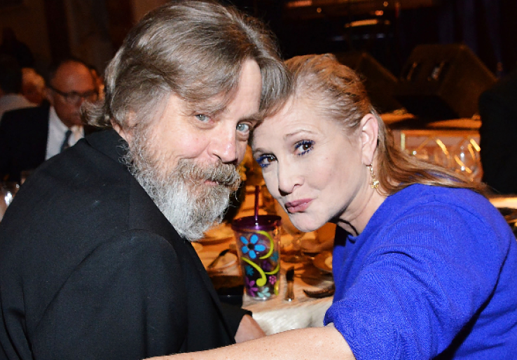 Mark Hamill Kenang Setahun Kepergian Carrie Fisher