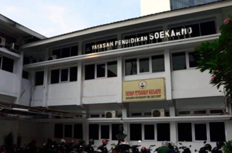 SEJARAH HARI INI: Rachmawati Soekarnoputri Mendirikan Yayasan Pendidikan Soekarno