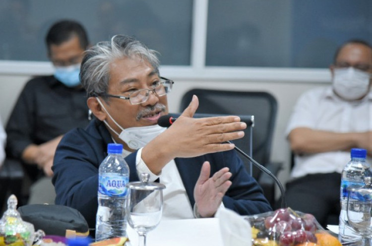 Anggota DPR Minta Menteri ESDM Evaluasi Izin Pertambangan di Sangihe