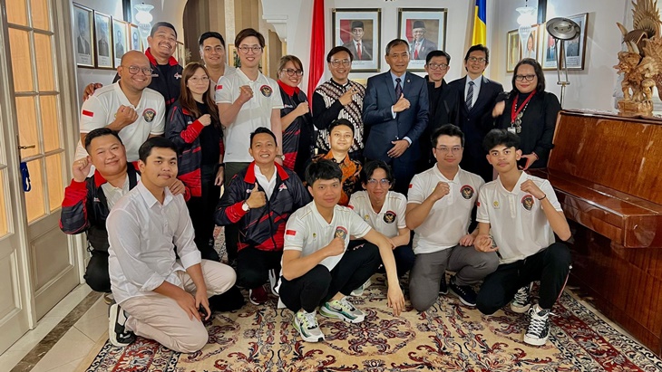Tim Nasional Esports Indonesia Tiba di Rumania