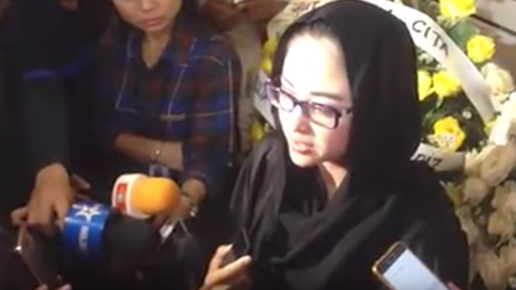 Dewi Persik Hadir di Tahlil Jupe Hingga Tengah Malam