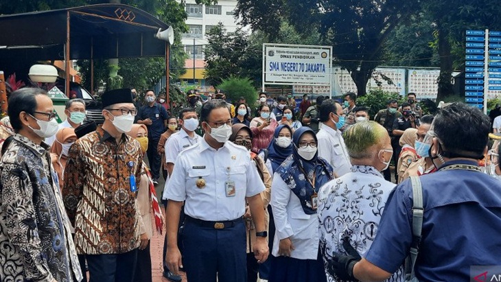 Empat Kali Anies Ajukan Jual Saham Bir Tapi Dicuekin DPRD DKI