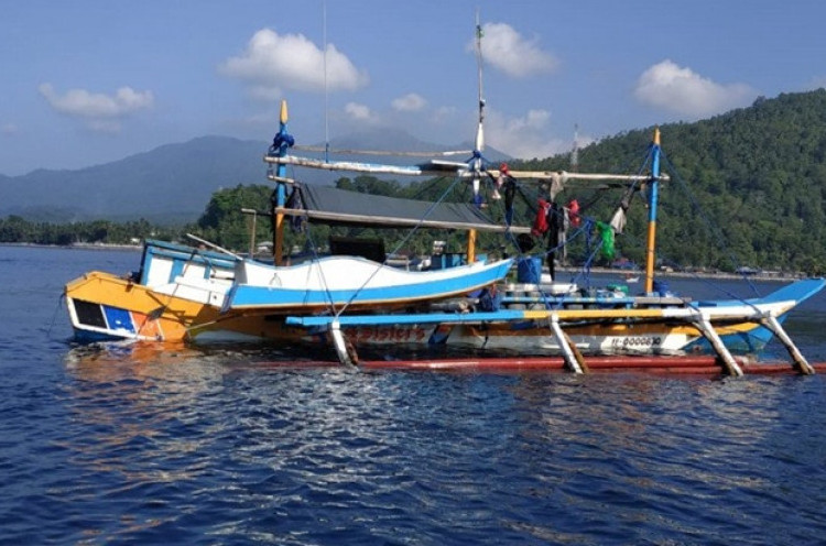 KKP Tangkap Kapal Asal Filipina dengan Ratusan Kilogram Ikan Tuna