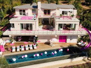 Wow! Kamu Berkesempatan Menginap di Rumah impian Barbie 