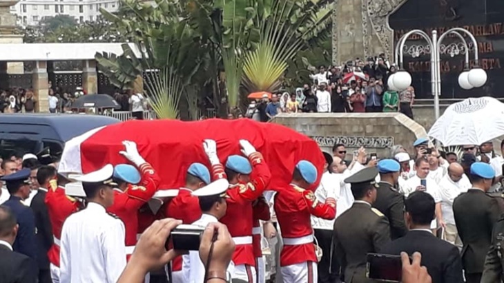 jenazah habibie