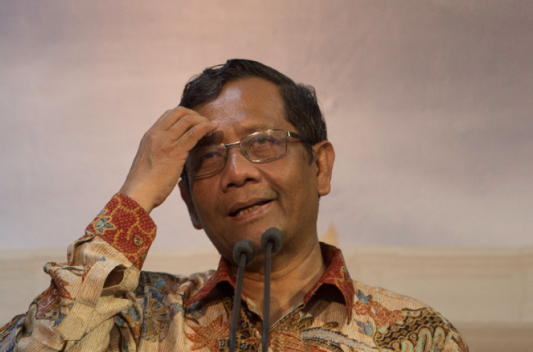 Kata Hasto Soal Wacana Mahfud MD Jadi Ketua Timses Jokowi-Ma'ruf