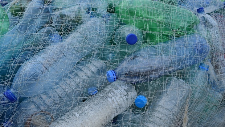 Empat Langkah Kekinian Berkontribusi Kurangi Sampah Plastik