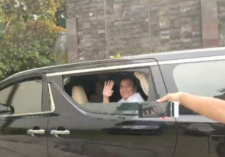 Jokowi dan Effendi Simbolon Rongrong PDIP, Repdem Siap Melawan