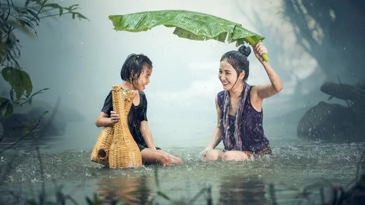 Jangan Hujan-hujanan, Bahaya Nyata Mengancam Kesehatan