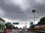 Cuaca Jakarta Kamis (4/8): Waspadai Hujan Disertai Petir