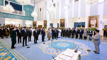 Presiden Prabowo Subianto Lantik Dubes LBBP di Istana Negara Jakarta