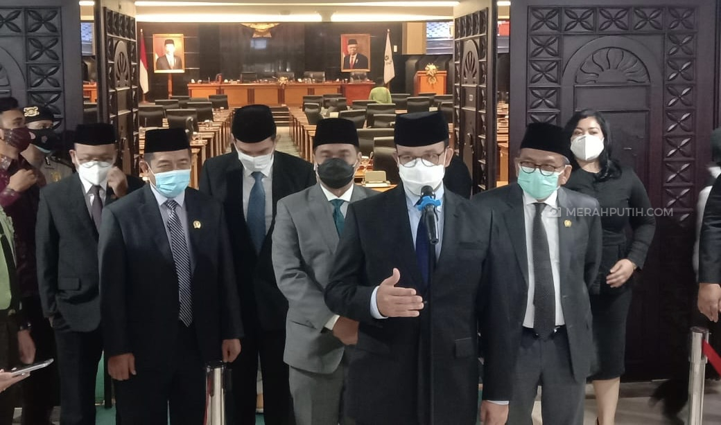 Dikritik soal Acara Rizieq Shihab, Anies Singgung Kerumunan Massa Pilkada