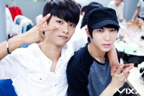 N Leo