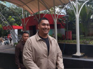 Hadir Bawa Badan, Eks Menpora Dito Siap Diperiksa KPK soal Dampingi Jokowi Lobi Haji