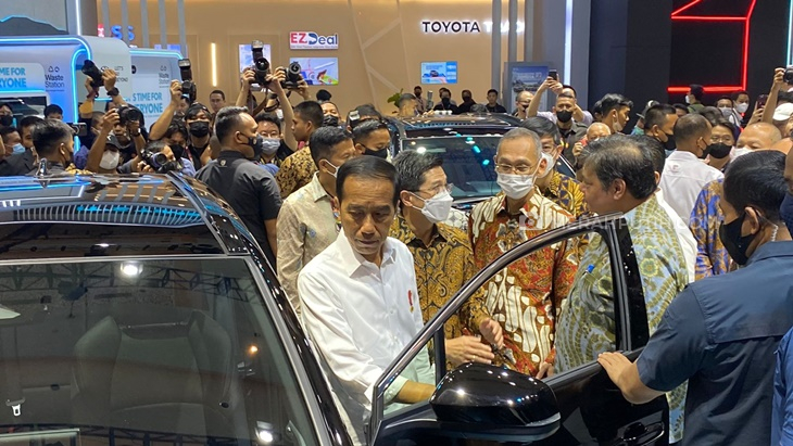 Neraca Ekspor Otomotif Indonesia Surplus 1,66 Miliar USD