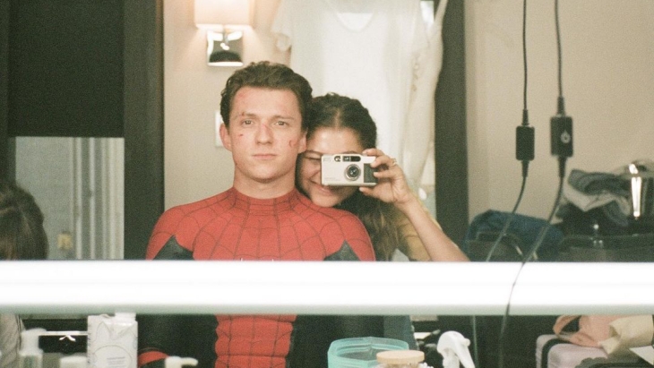 Jelang Film Spider-Man Terbaru, Intip Kedekatan Zendaya dan Tom Holland