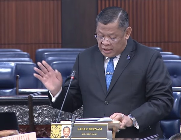 Anggota Dewan Malaysia ‘Sentil’ Prabowo Pakai Bahasa Jawa, biar Ngerti Persoalan Karhutla Serius 
