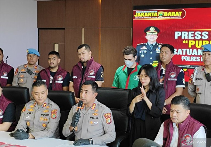 Fachri Albar Belum Mau Berikan Nama Bandar Narkobanya ke Polisi