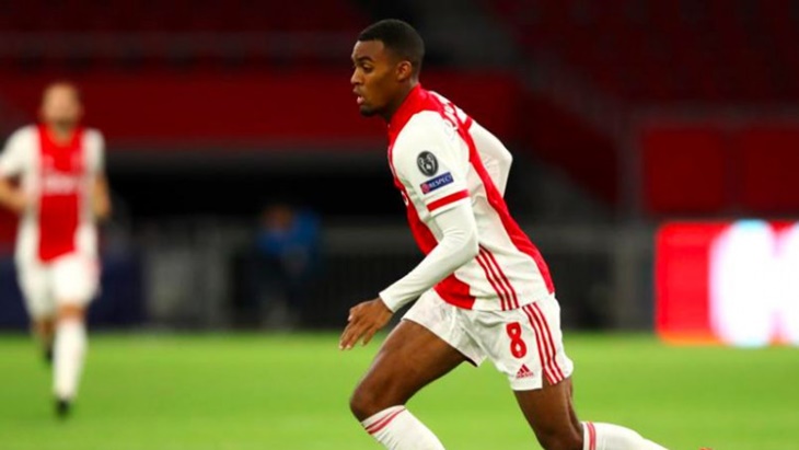 Liverpool dan Man United Rebutan Bintang Muda Ajax Amsterdam