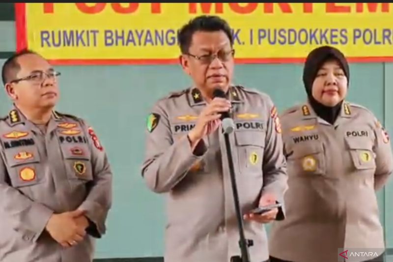 Keluarga Mulai Datangi RS Polri Buat Identifikasi Korban Kecelakaan KA