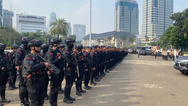 IPW Apresiasi Langkah Tegas TNI-Polri, Sebut Aspirasi Harus Dilakukan dengan Cara Damai