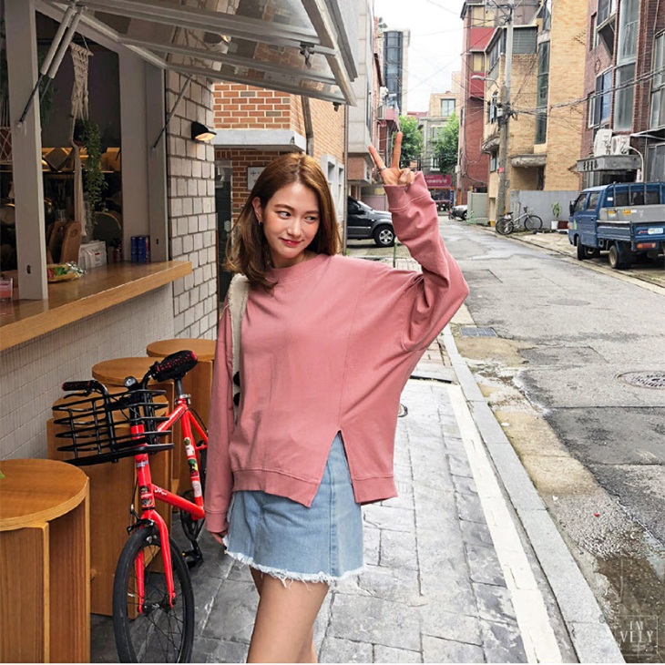 Pakaian oversize t-shirt. (Foto: istyle.id)
