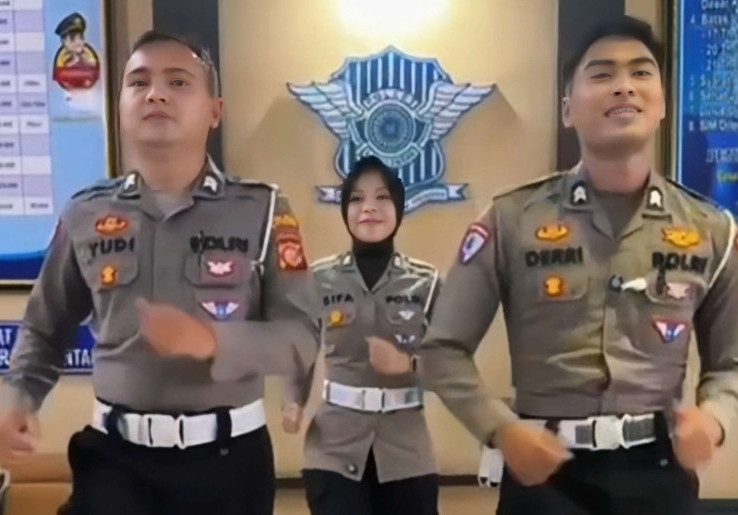 Tepuk Keselamatan Lalu Lintas Viral di Media Sosial, Berikut Lirik Lengkapnya
