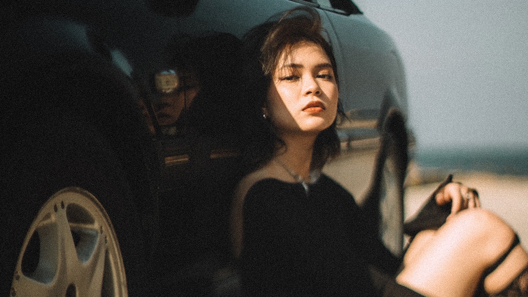Jasmine Nadya Curahkan Isi Hati Lewat 'Sorry I Phone You'