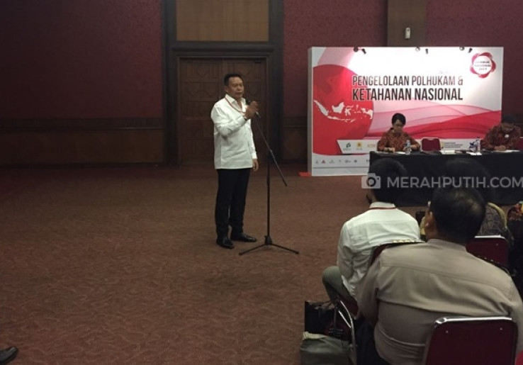 TB Hasanuddin: Pengadaan dan Pengaturan Senjata Harus Melalui Keppres