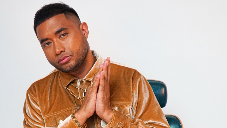 Rayen Pono Sambut Era Baru dengan 'Ikhlas' 