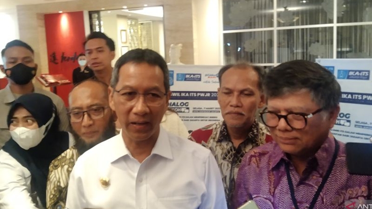 Pj Heru Kaji Usulan Relokasi Korban Kebakaran Depo Pertamina Plumpang ke Wisma Atlet