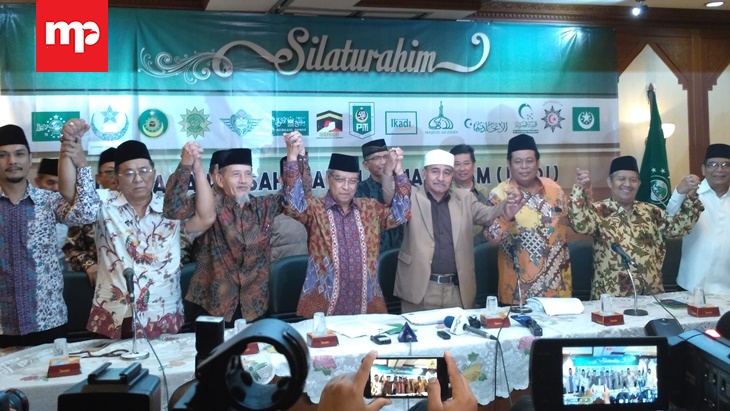 Ormas Islam Desak Pemerintah Bubarkan HTI