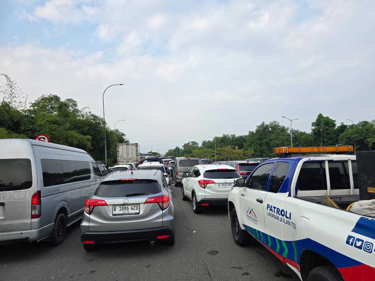 Bintaro Sektor 9 Jadi Magnet Wisata di Akhir Pekan, Gerbang Tol Macet dan Mal Ramai Pengunjung