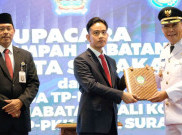 Teguh Prakosa Resmi Jabat Wali Kota Solo, Gibran Yakin Solo Lebih Baik